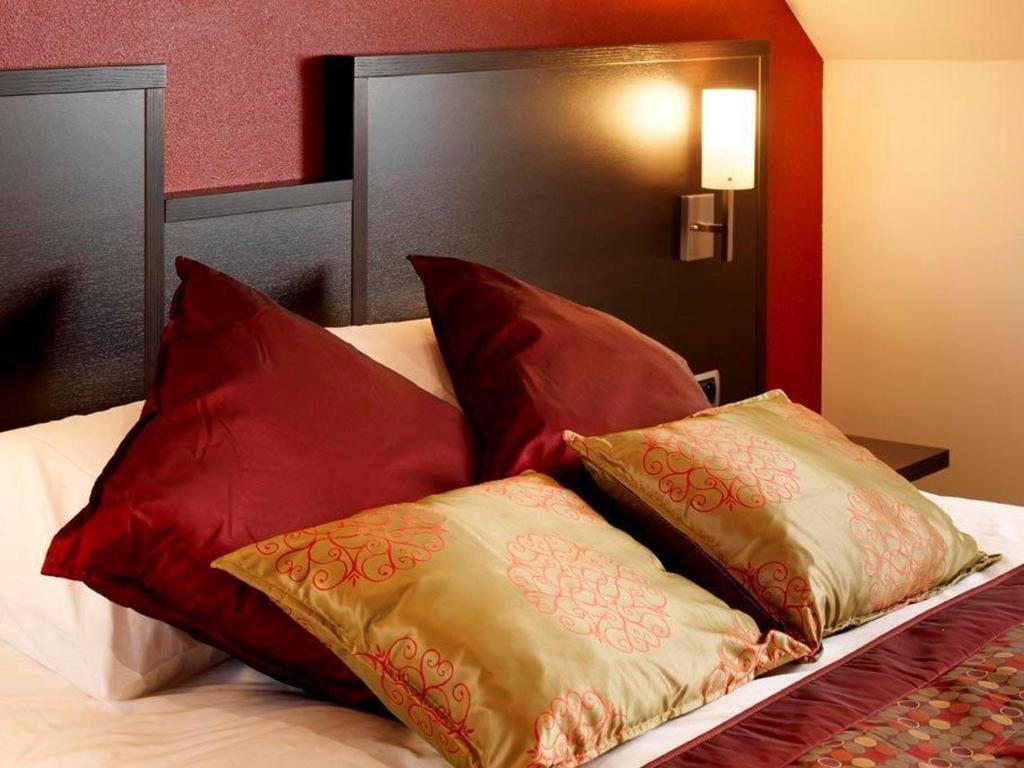Hotel Tts Temse Habitación foto
